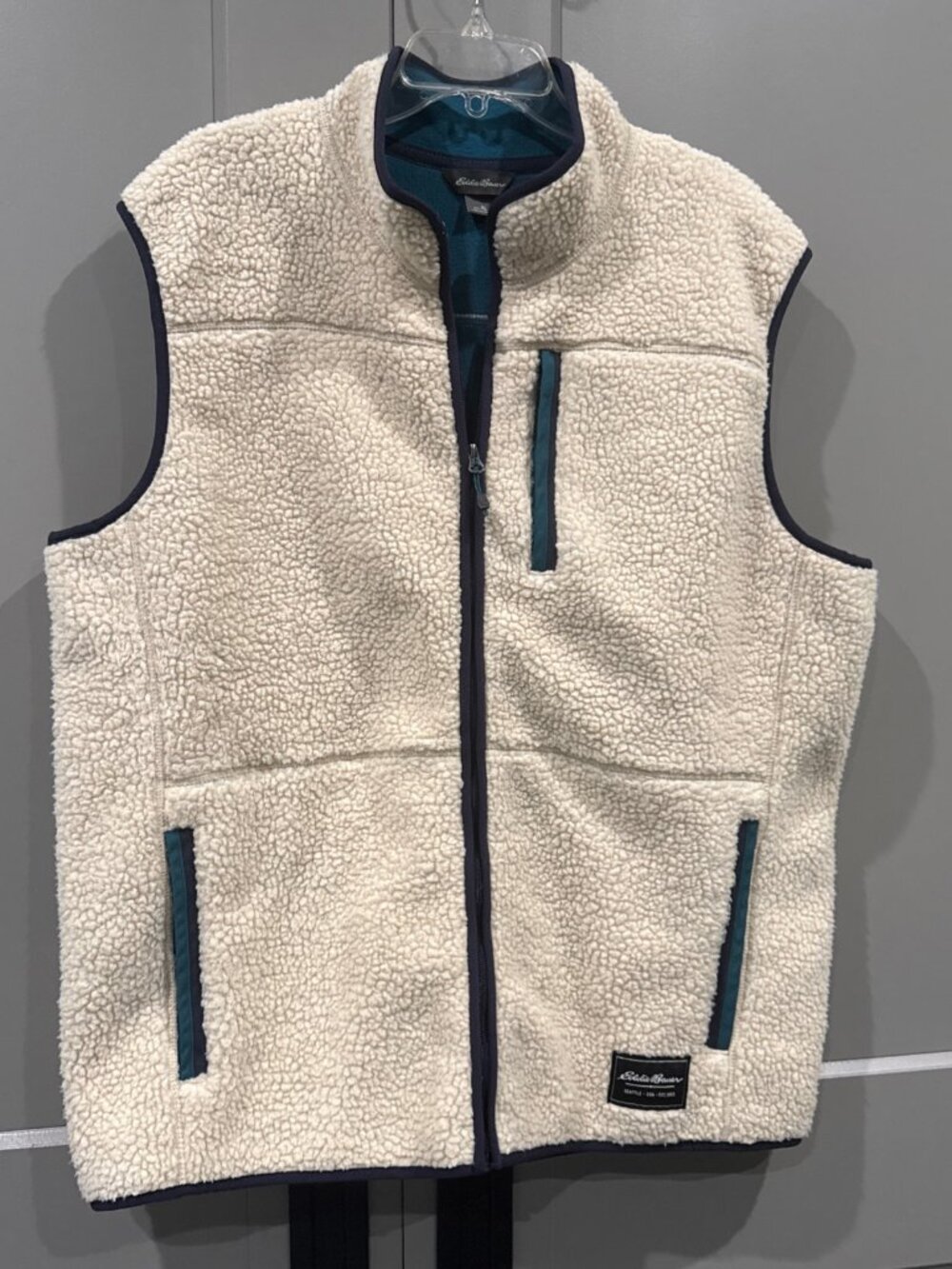 Eddie Bauer Men's Chilali Faux Shearling Fleece Vest Oyster/Olive Size XL